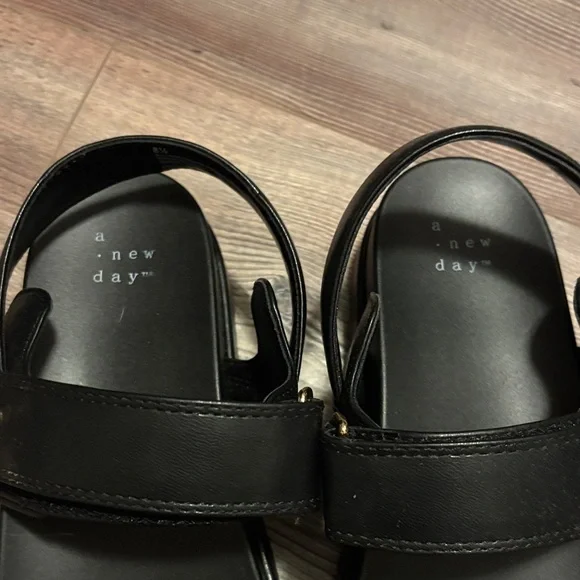 A New Day Black Sandals with Gold Details - Picture 3 of 6